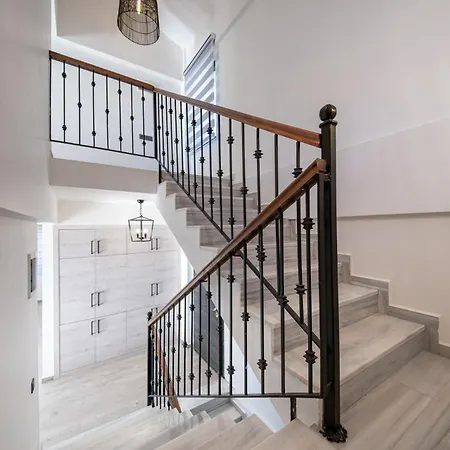 Oleander Hills - Family-friendly Luxury Yesiluzumlu By Sunworld Vilă
