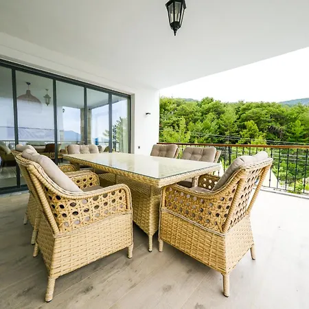 Oleander Hills - Family-friendly Luxury Yesiluzumlu By Sunworld Vila